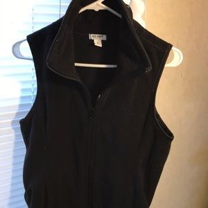 Old Navy vest with pockets